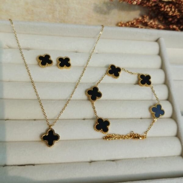 MHFJ-01-Four Leaf Jewelery Set - Image 2